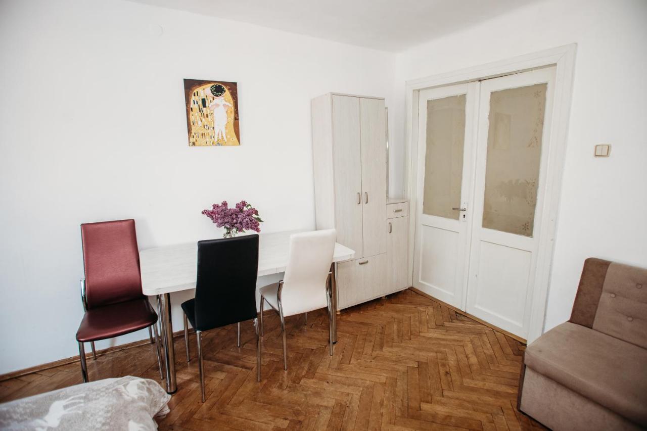 Апартаменти Для Великої Компанї В Центрі Міста Lviv Luaran gambar